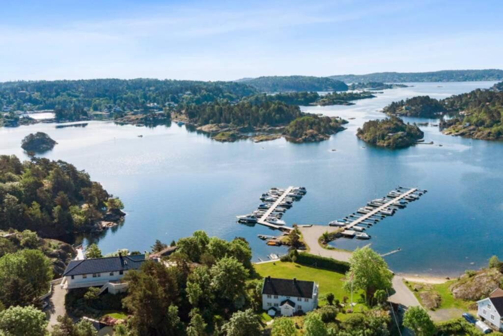 Cozy Cottage Close To Idyllic Archipelago With Additional Building If Booked For More Than 2 People Eydehavn Exterior photo