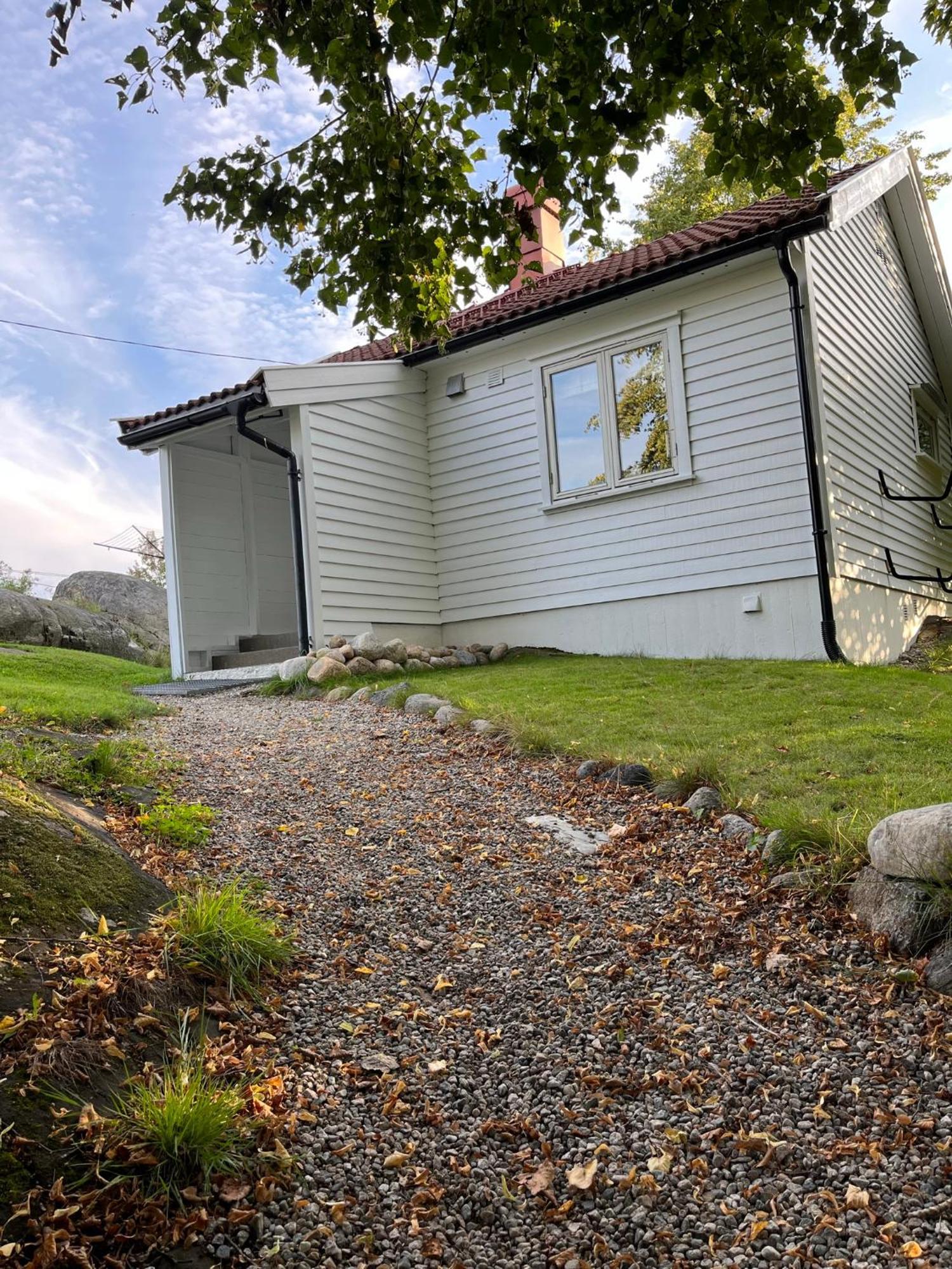 Cozy Cottage Close To Idyllic Archipelago With Additional Building If Booked For More Than 2 People Eydehavn Exterior photo