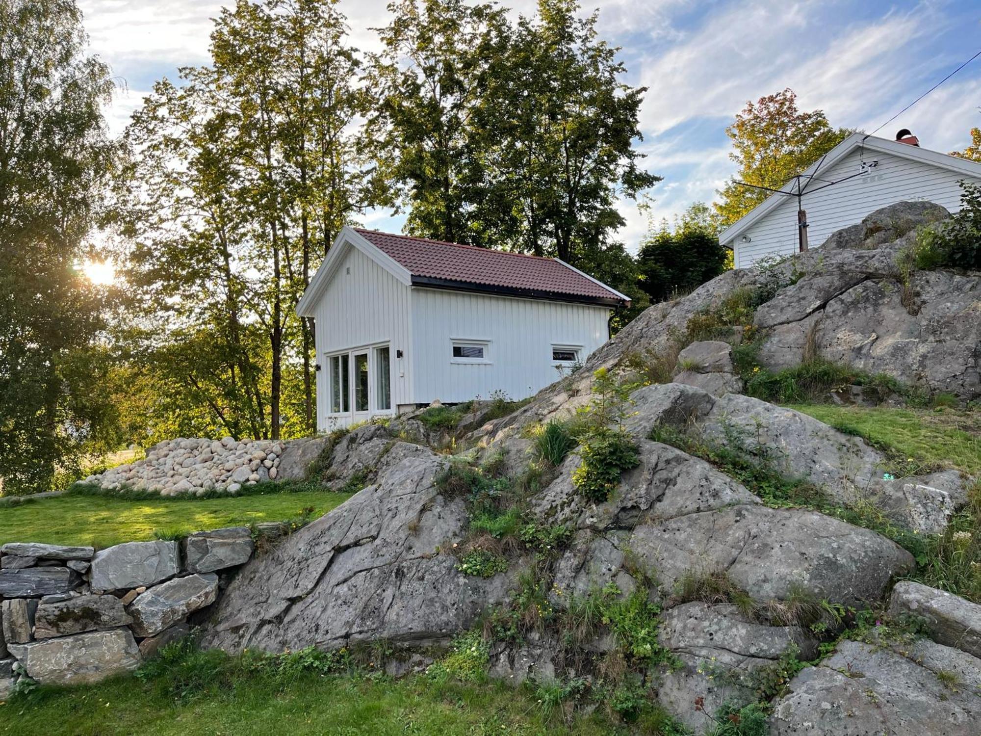 Cozy Cottage Close To Idyllic Archipelago With Additional Building If Booked For More Than 2 People Eydehavn Exterior photo